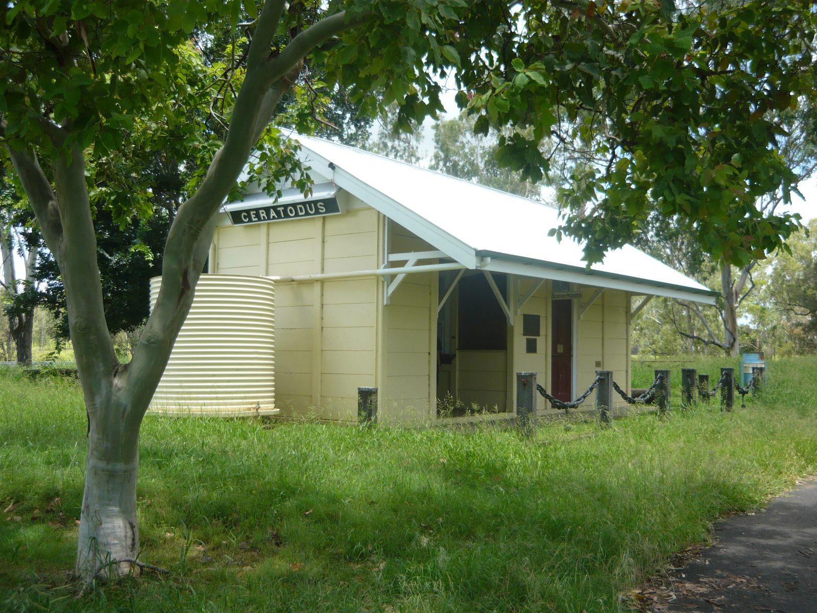 Ceratodus Rest Area